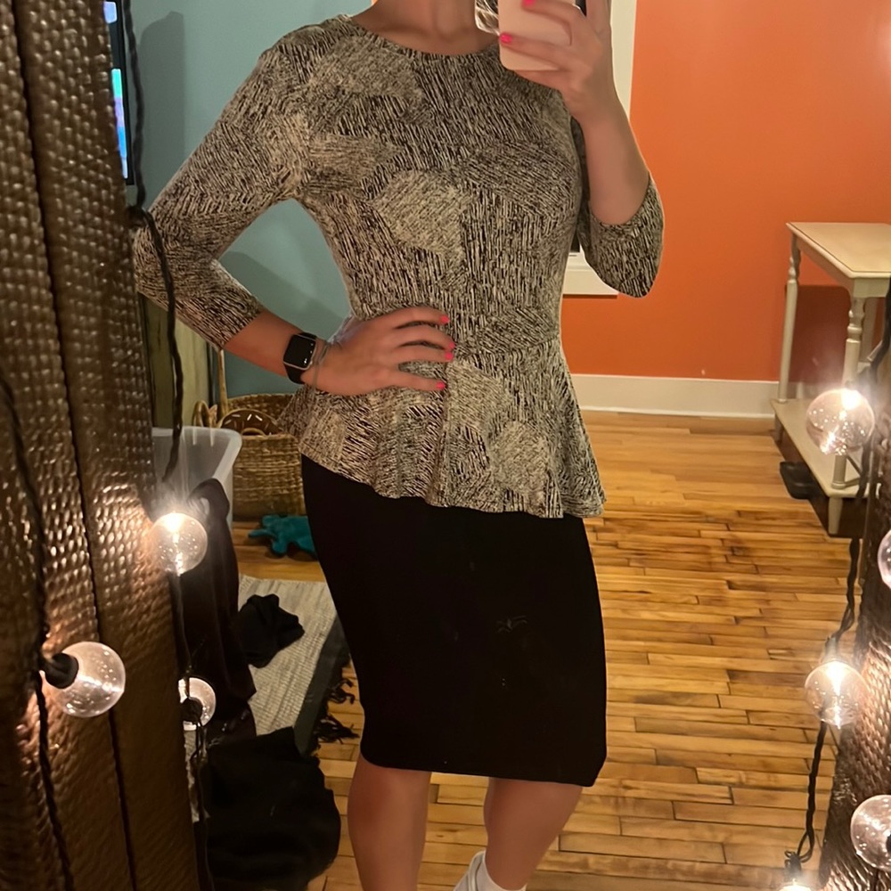 Stretchy dress with peplum top